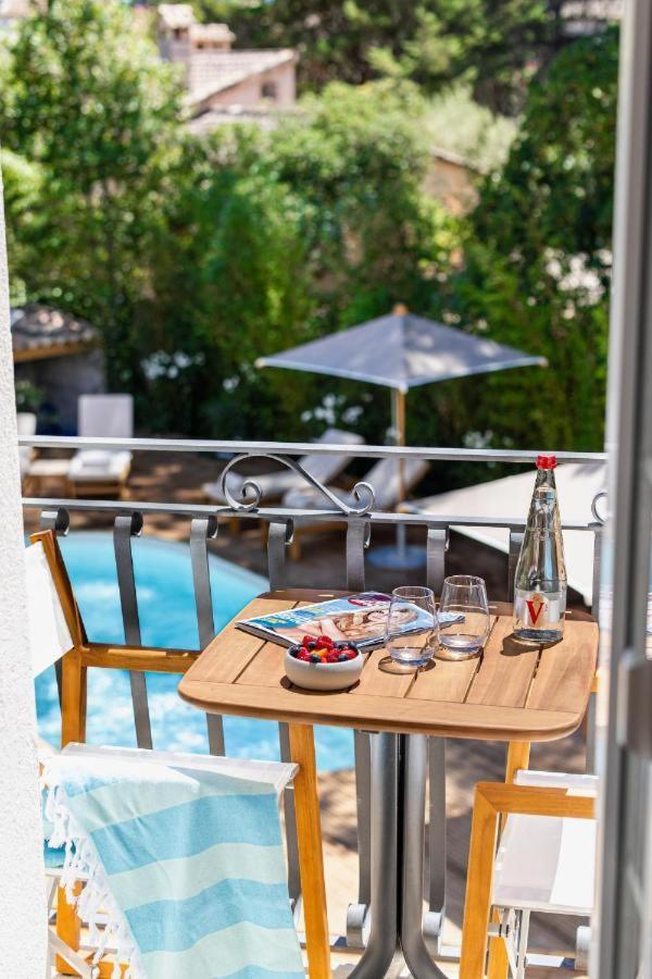 Frühstückspension Le Clos De La Pinede Chambre Deluxe A 300 Euros Saint-Tropez
