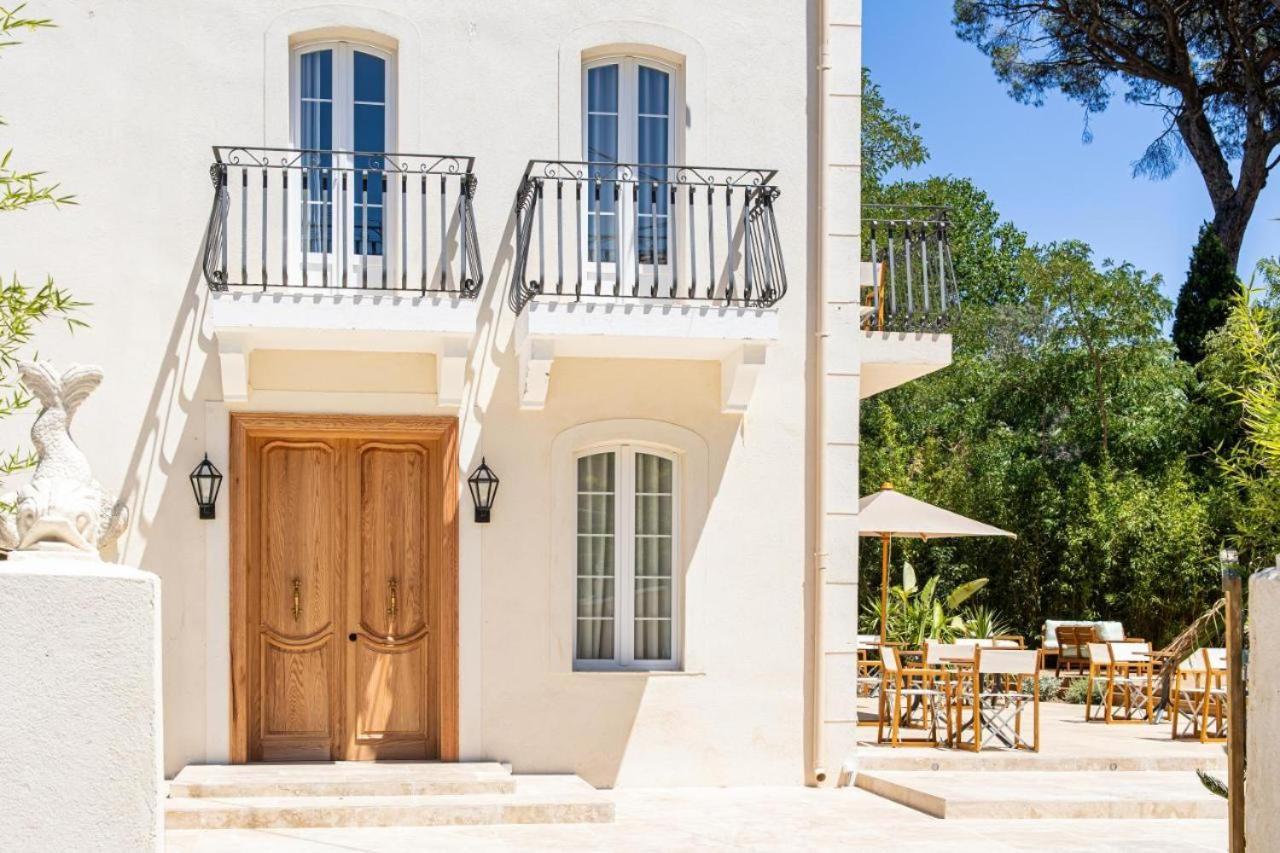 Frühstückspension Le Clos De La Pinede Chambre Deluxe A 300 Euros